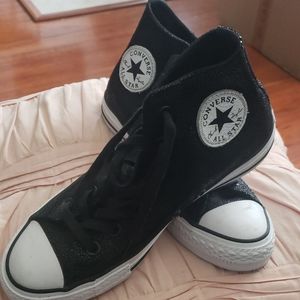 Black, white, shimmer, size 7 converse